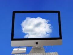 phone storage versus cloud illustration
