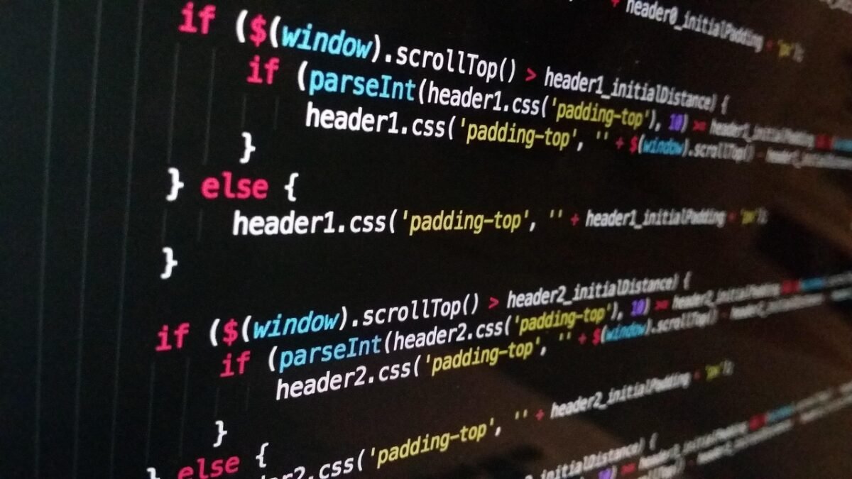 programming code screen dark