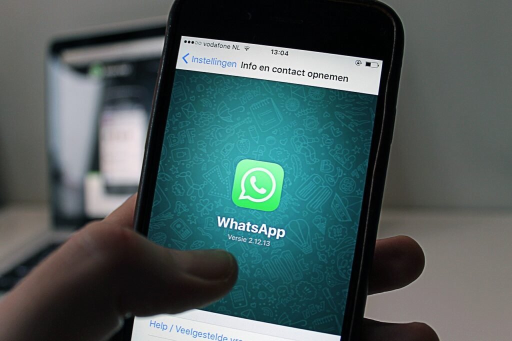 small business smartphone chat customer