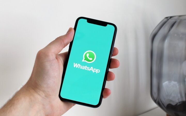 whatsapp and AI